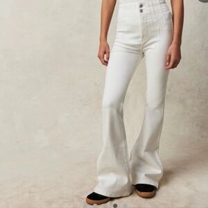Free people Jayde Flare jeans white size 32 Waist